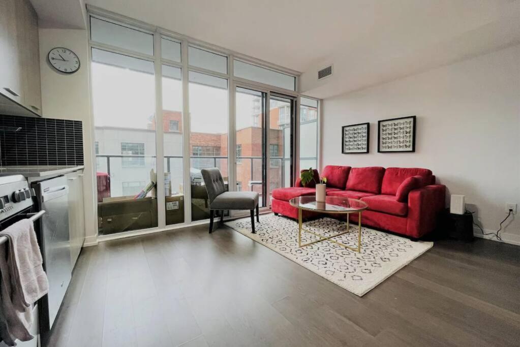 Gorgeous Downtown Condo Toronto Extérieur photo